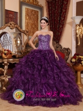 La Union Chile Customzied Strapless Dark Purple Sequins Bodice Ruffles Sweetheart Quinceanera Dress Style QDZY698FOR